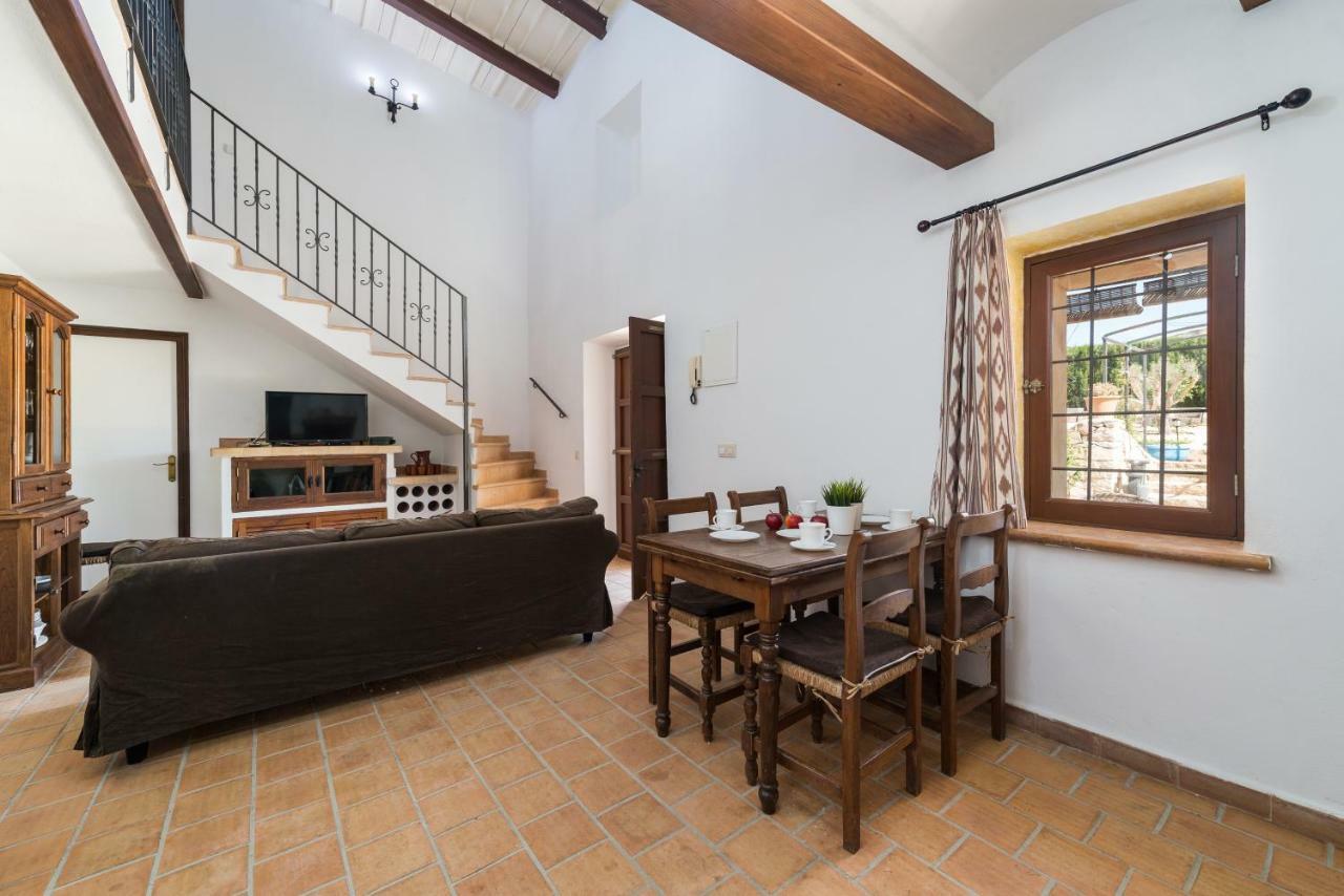 Rural Carrasco La Sigarra Ferienhaus